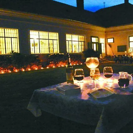 Green Valley Estate * Porva